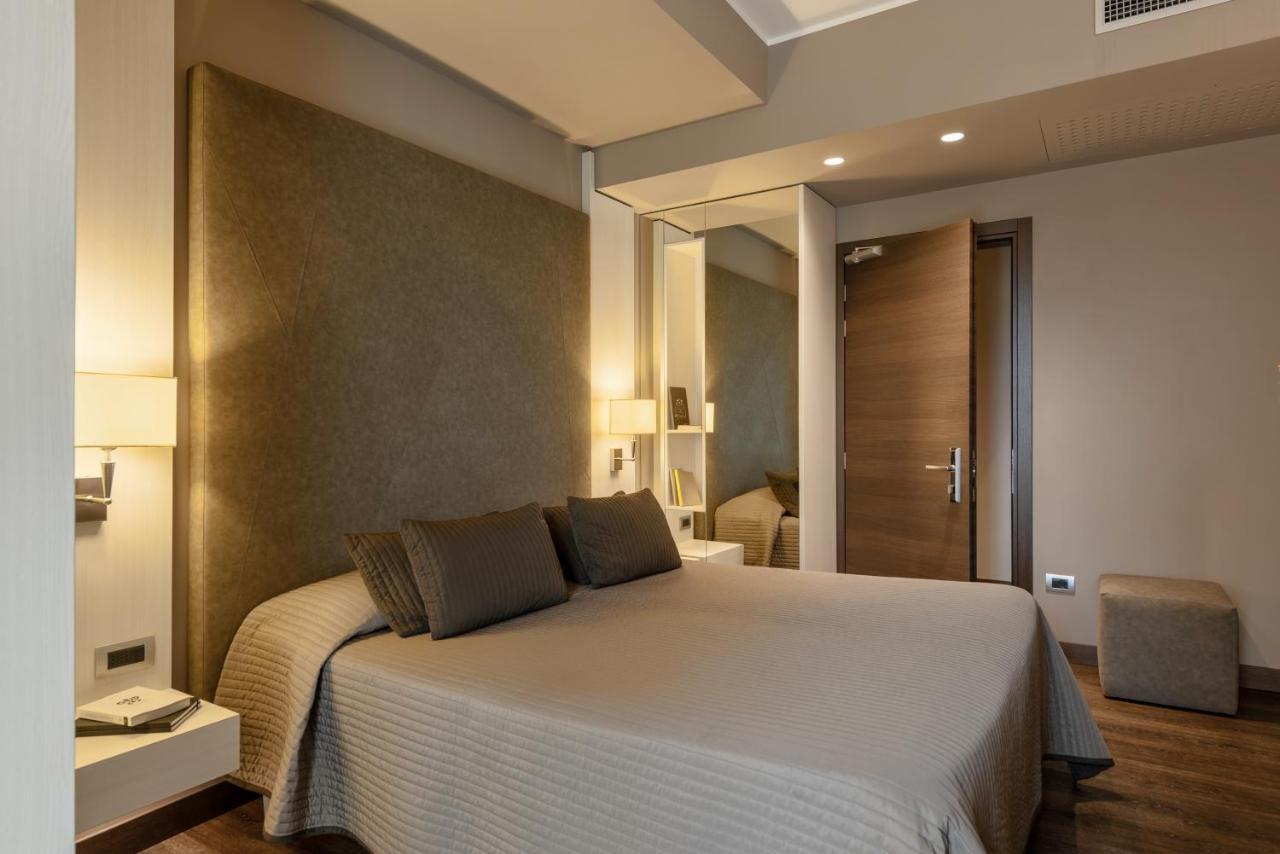 Hotel Giulietta Romeo Lazise Exterior photo