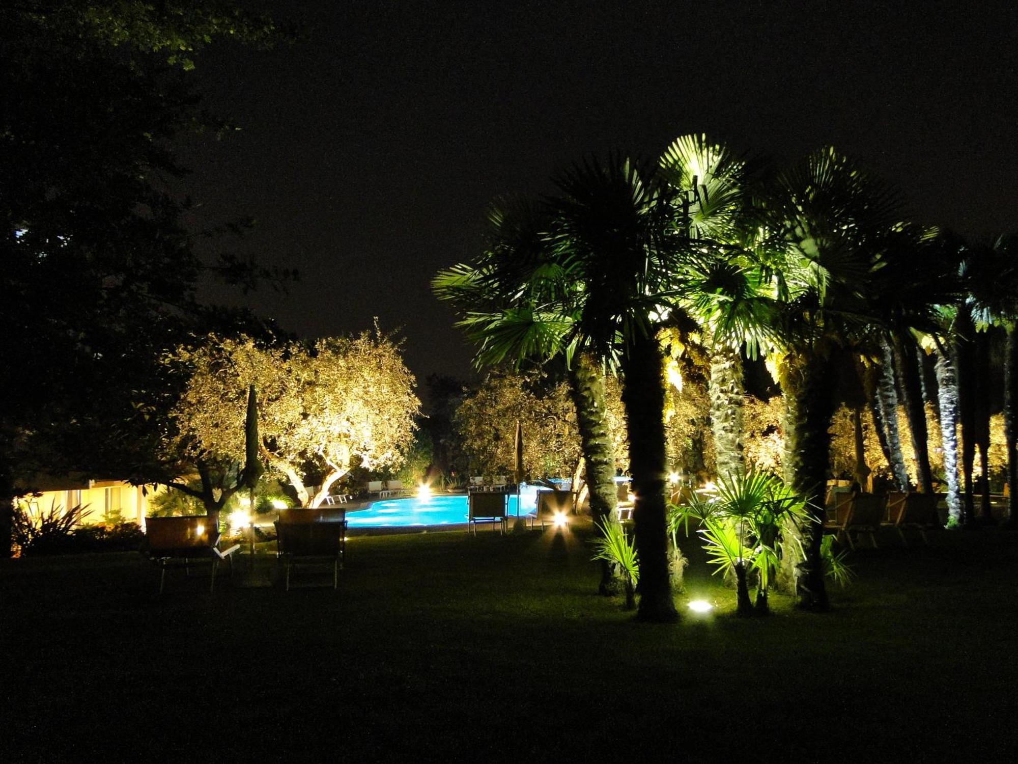 Hotel Giulietta Romeo Lazise Exterior photo