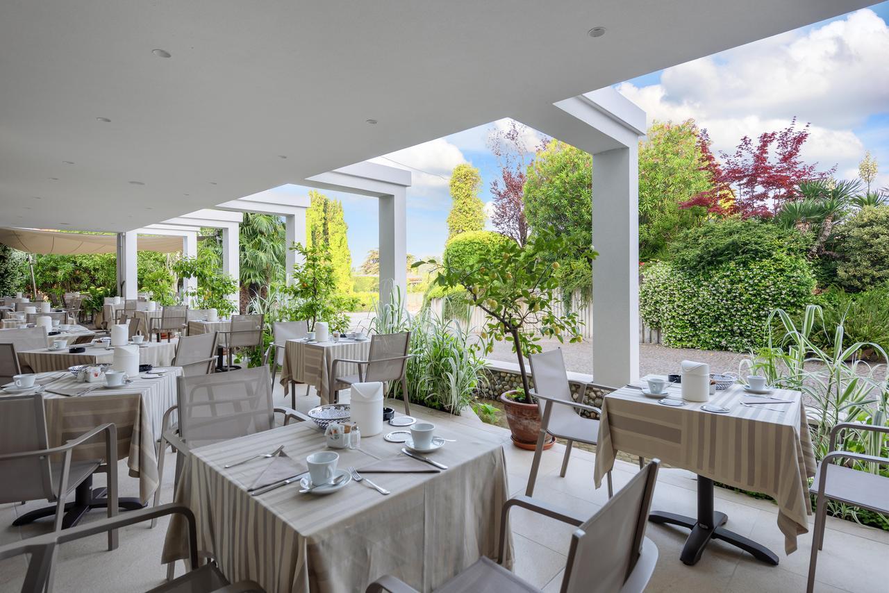 Hotel Giulietta Romeo Lazise Exterior photo