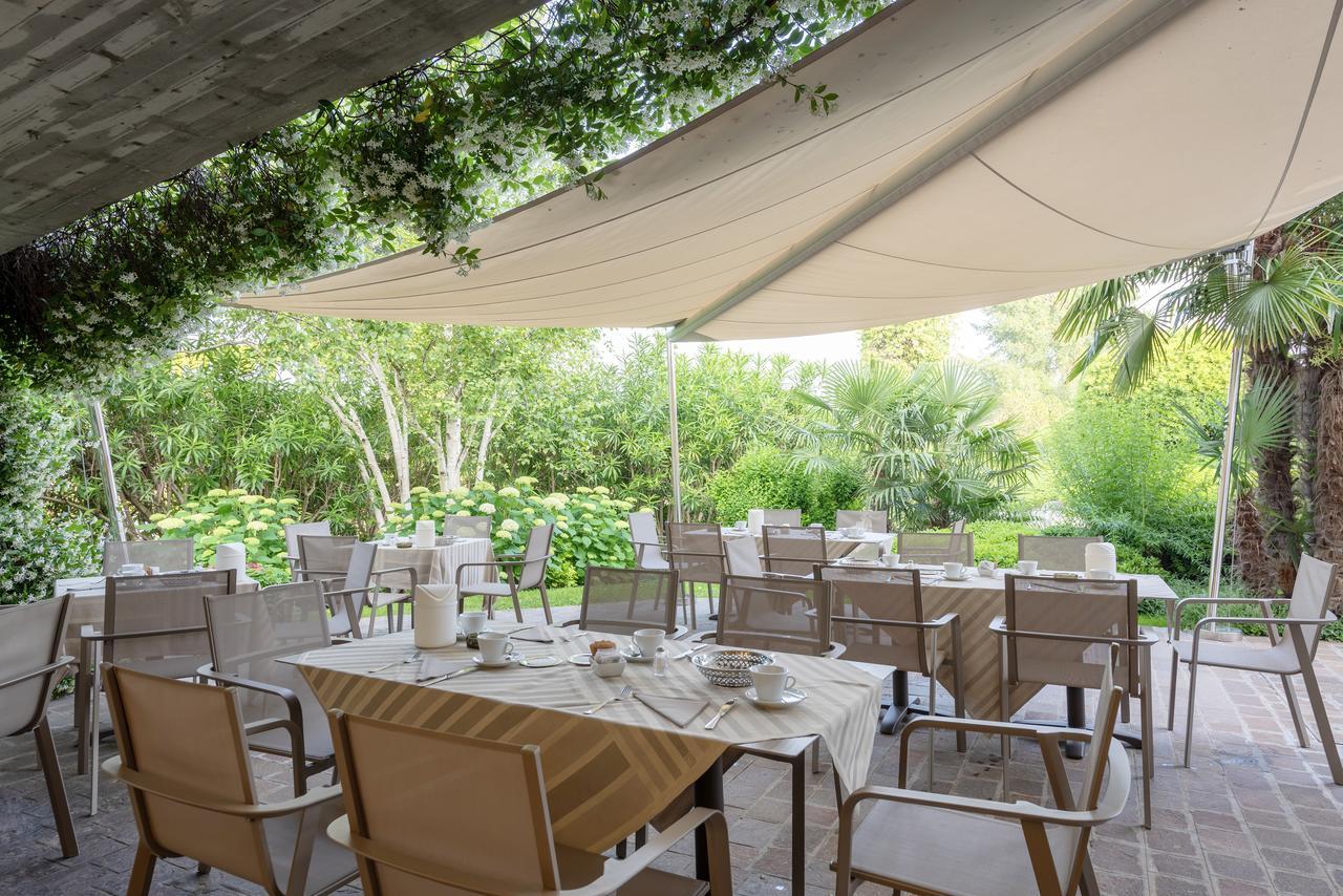Hotel Giulietta Romeo Lazise Exterior photo